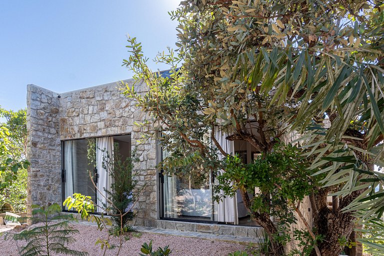 Vila Komorebi | Linda vista, Piscina Privativa